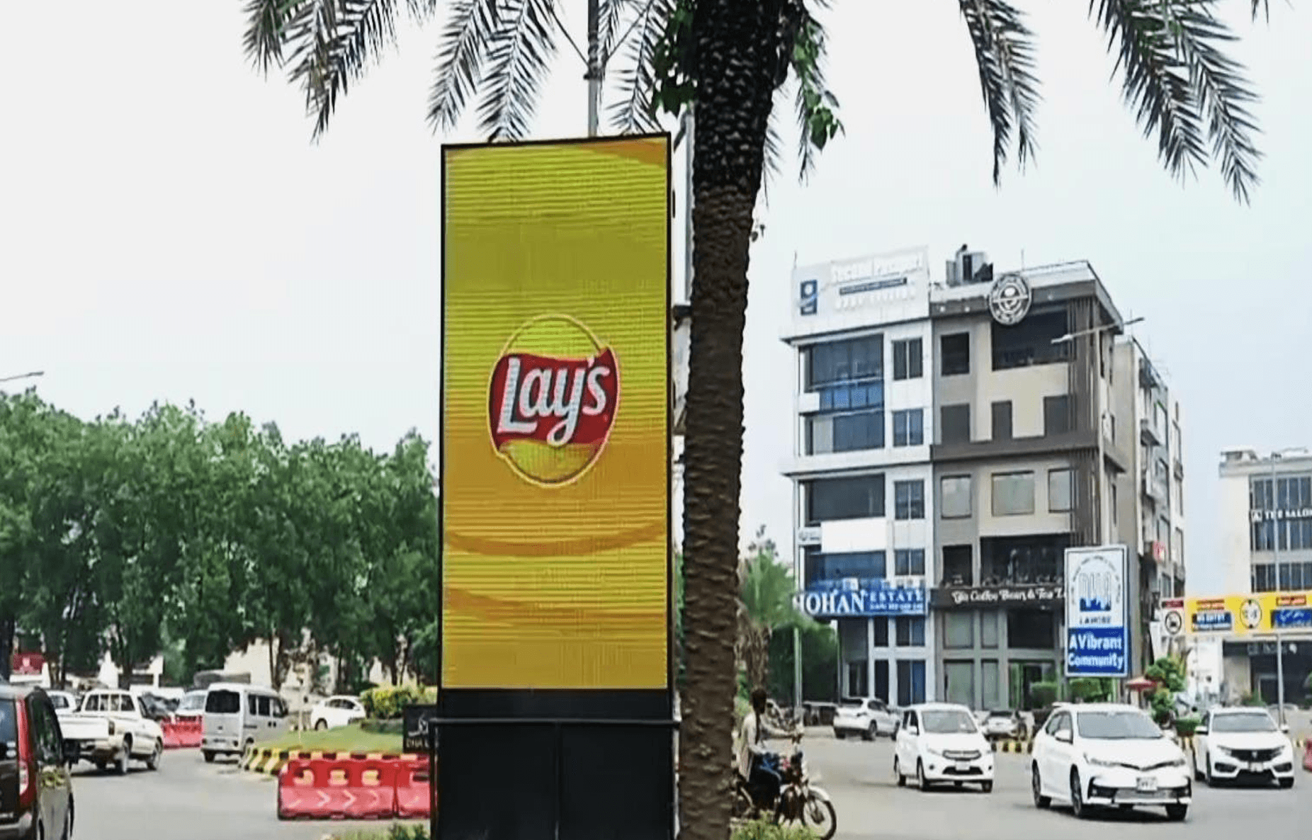Moppet near Pakistan Chowk DHA Phase 5